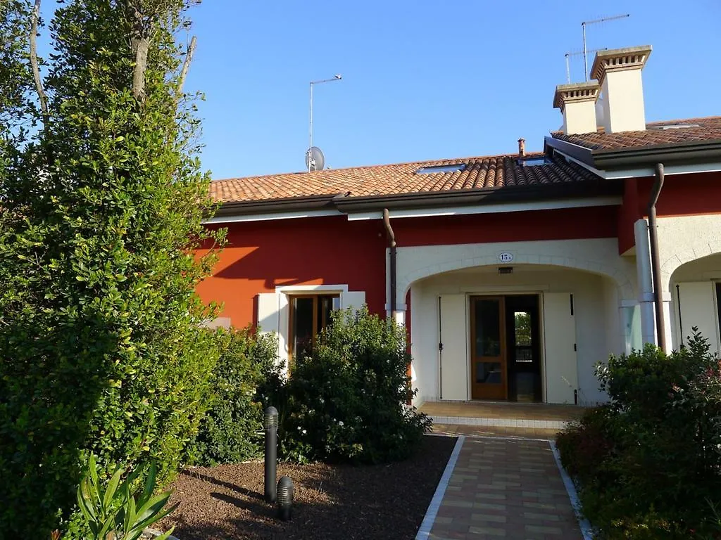 Adriatica Immobiliare Lauretta Hotel Lido di Jesolo 0*,  Italy